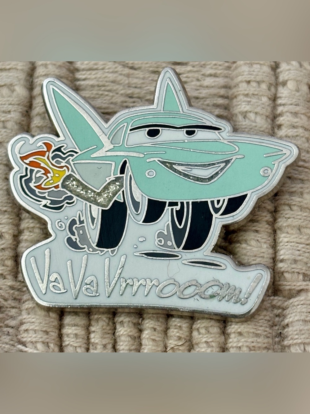DISNEY 2015 Pixar Cars Flo Glitter Car Fumes "VaVa Vrrrooom!" Pin